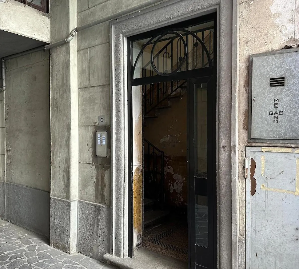 Apartment Appartamento Corso Lodi Milan Italy
